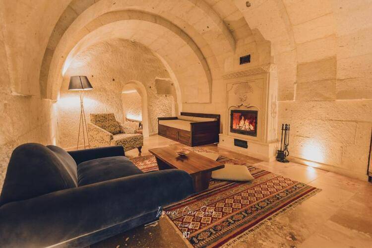 Anka Cave Suites