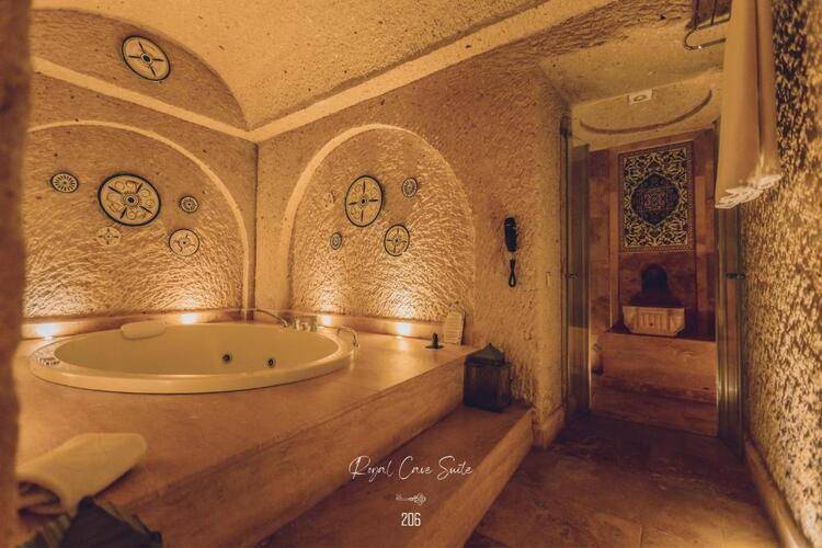 Anka Cave Suites