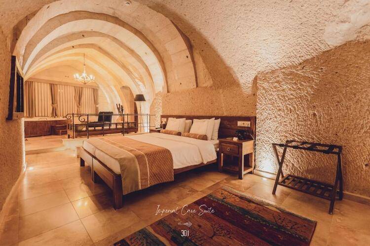 Anka Cave Suites