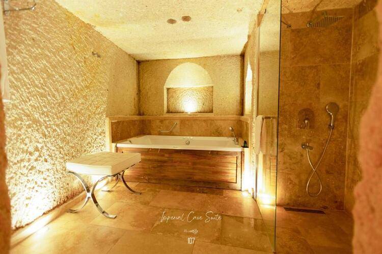 Anka Cave Suites