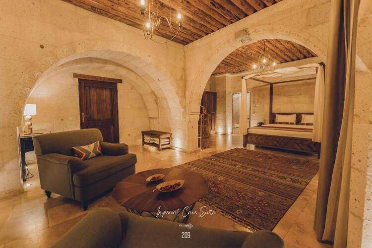 Anka Cave Suites