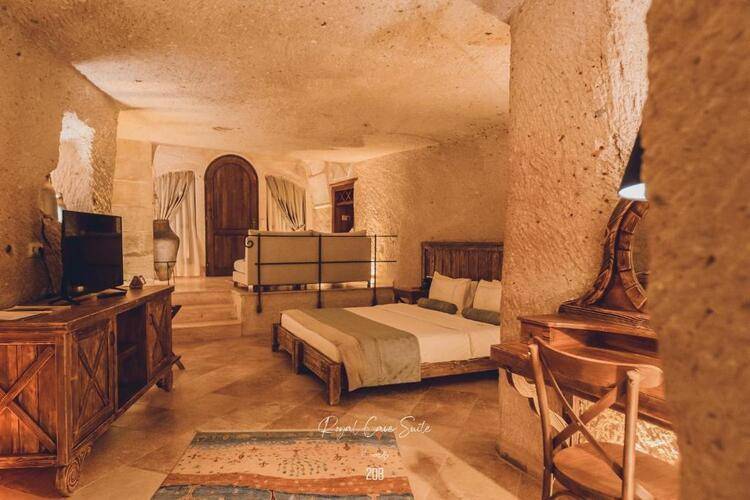 Anka Cave Suites