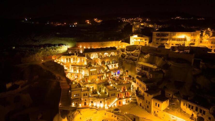 Anka Cave Suites