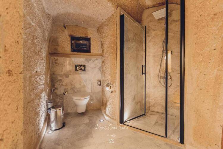 Anka Cave Suites