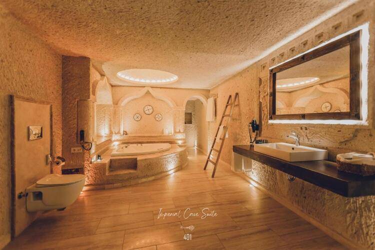 Anka Cave Suites