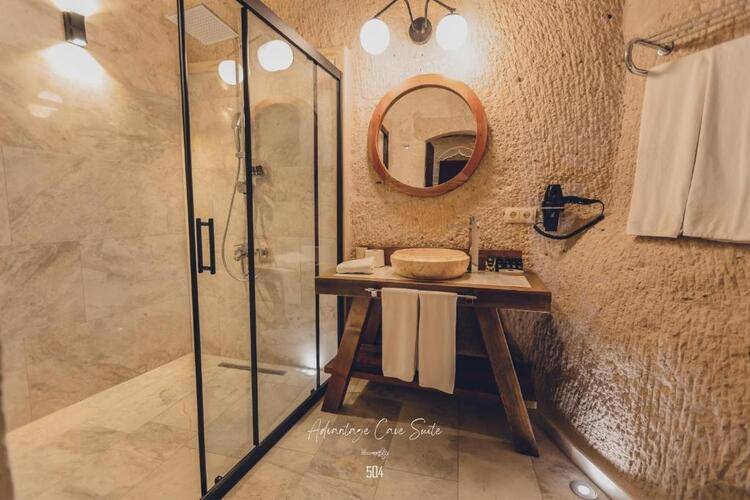 Anka Cave Suites