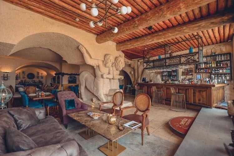 Anka Cave Suites