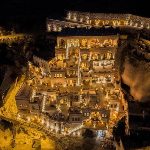 Anka Cave Suites