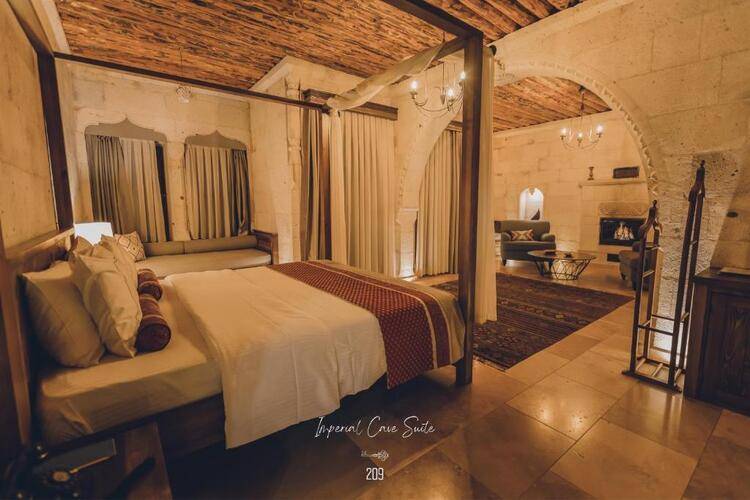 Anka Cave Suites