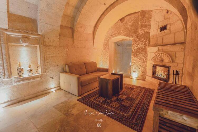 Anka Cave Suites
