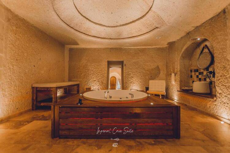 Anka Cave Suites