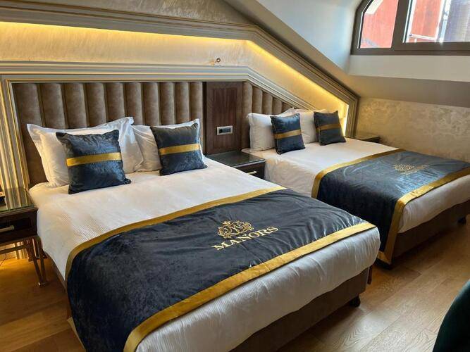 Manors Hotel