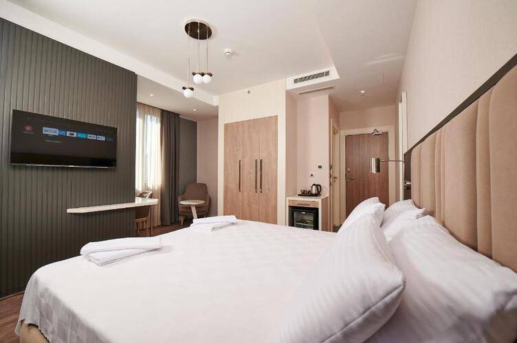 Livinton Hotel