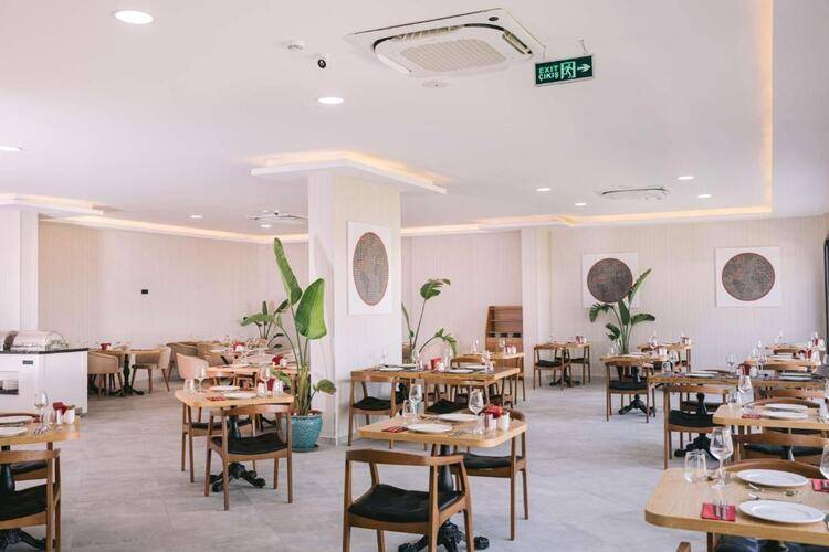 Ramada By Wyndham Cesme Hotel