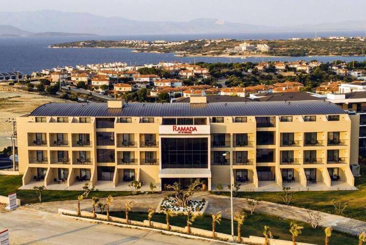 Ramada By Wyndham Cesme Hotel