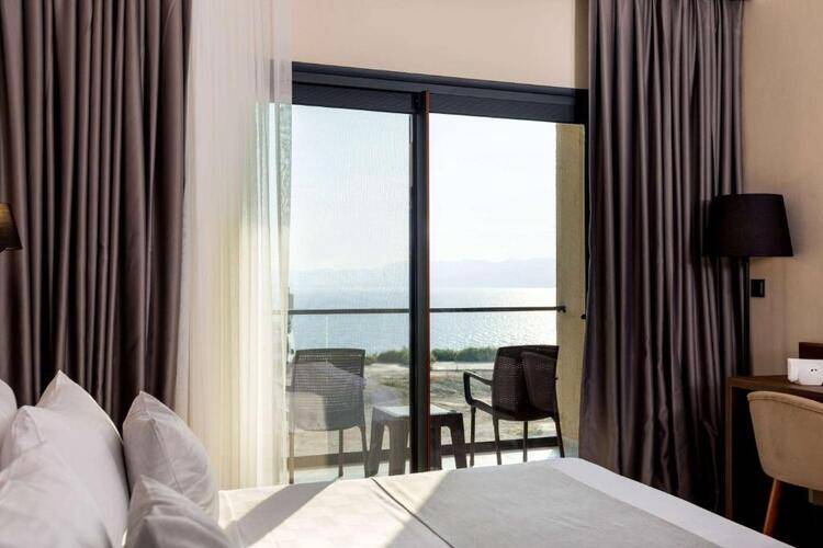 Ramada By Wyndham Cesme Hotel