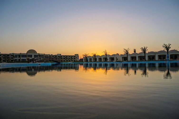 Amarina Queen Resort