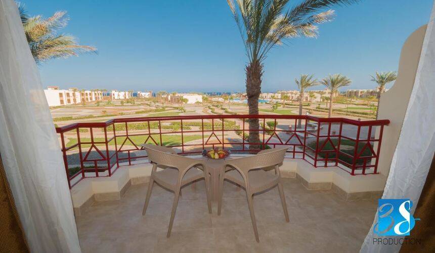 Amarina Queen Resort