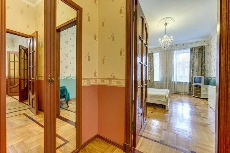 Апартаменты На Ульяны Громовой 6