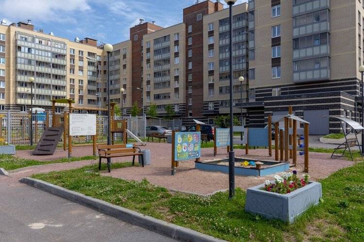 Квартира Живи В Песочном Садовая 90