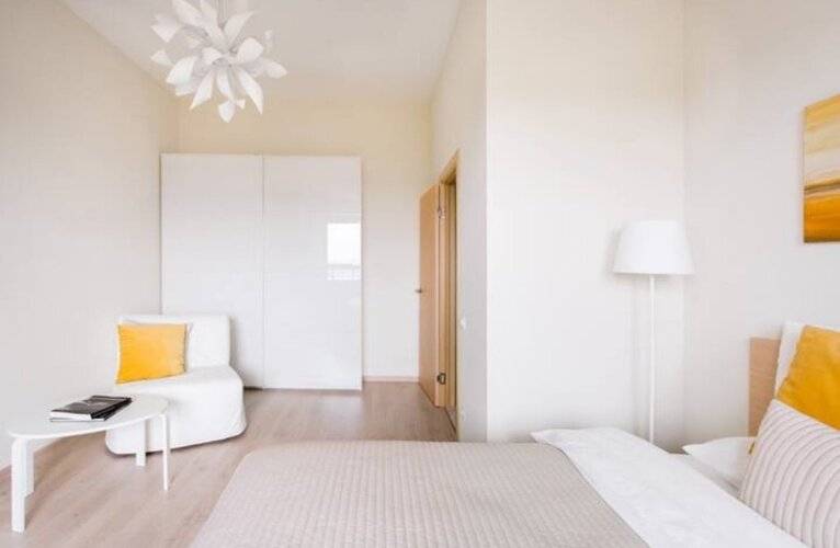 Апартаменты Cozy River And Park View Apartment