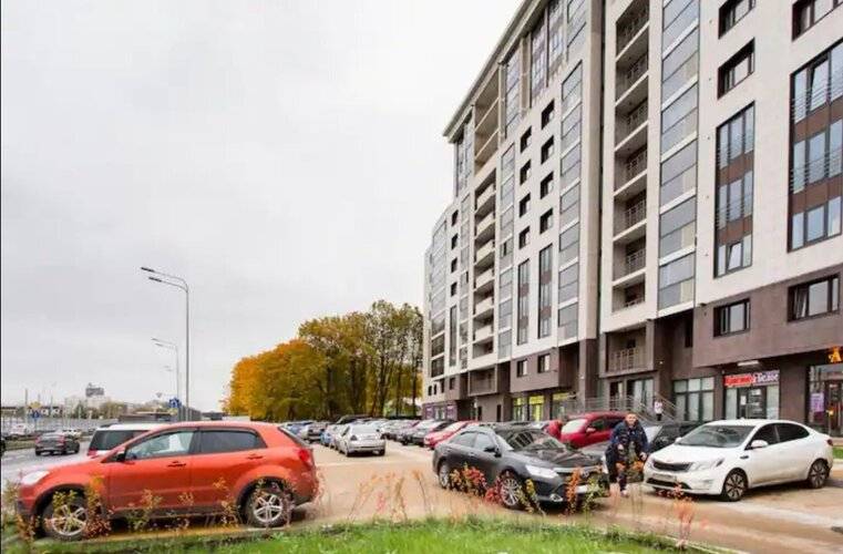 Апартаменты Cozy River And Park View Apartment