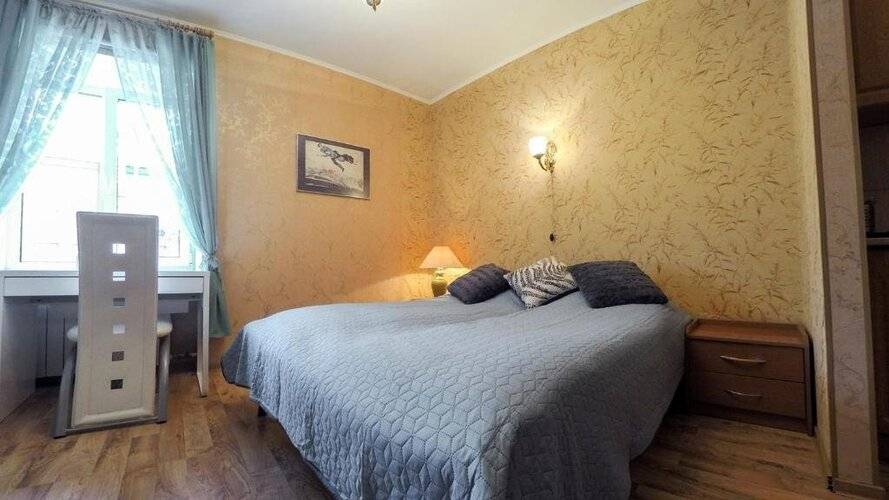 Апартаменты Студия Две Подушки Спб На Думской