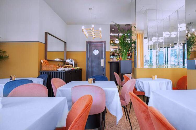 Zemeli Hotel