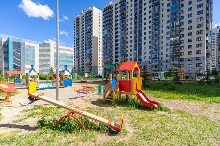 Апартаменты Квартира В Центре Козина 3а