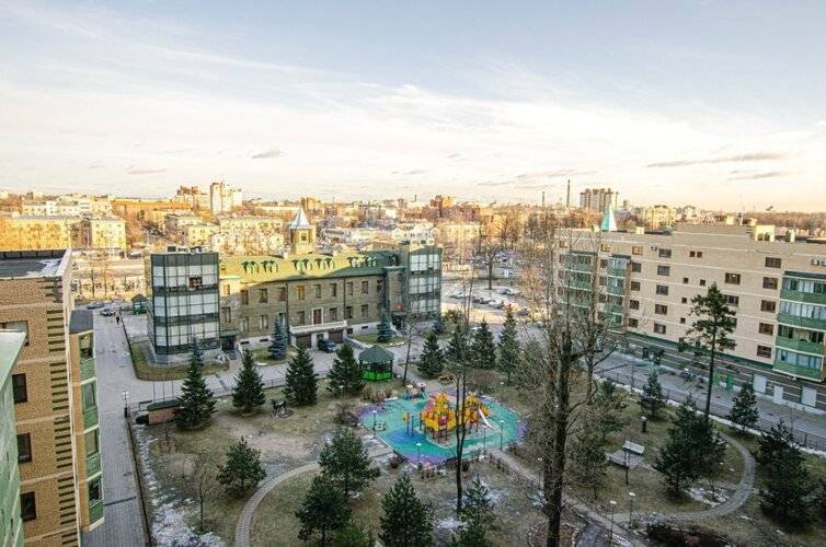 Апартаменты Near Center Almazova