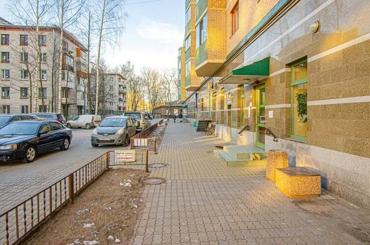 Апартаменты Near Center Almazova