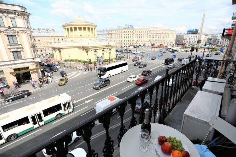 Апартаменты Невский Проспект 81