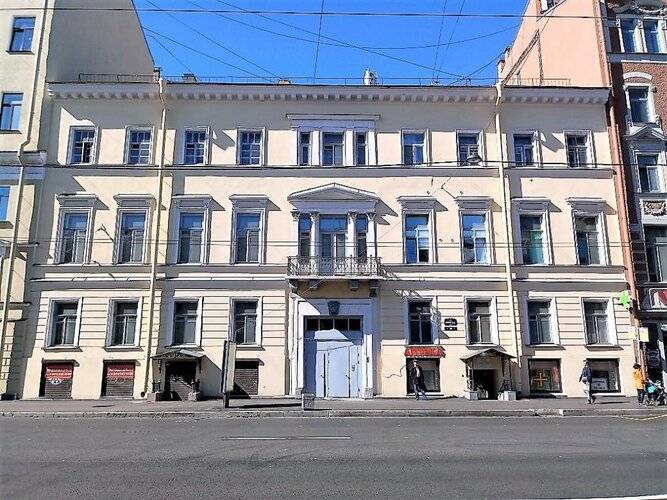 Антресоль