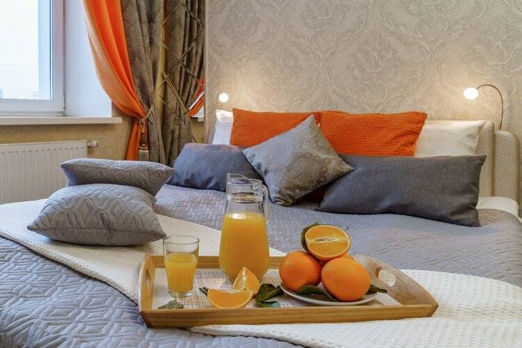 Voyage Orange Style