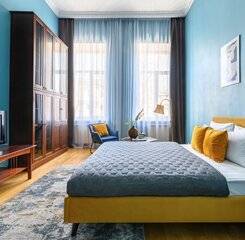 $item['hotel']['name']