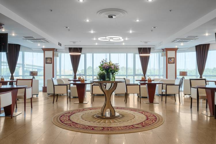 Marins Grand Hotel Астрахань