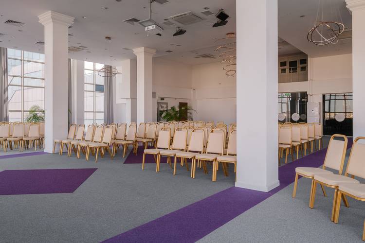 Marins Grand Hotel Астрахань