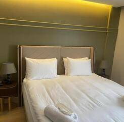 $item['hotel']['name']
