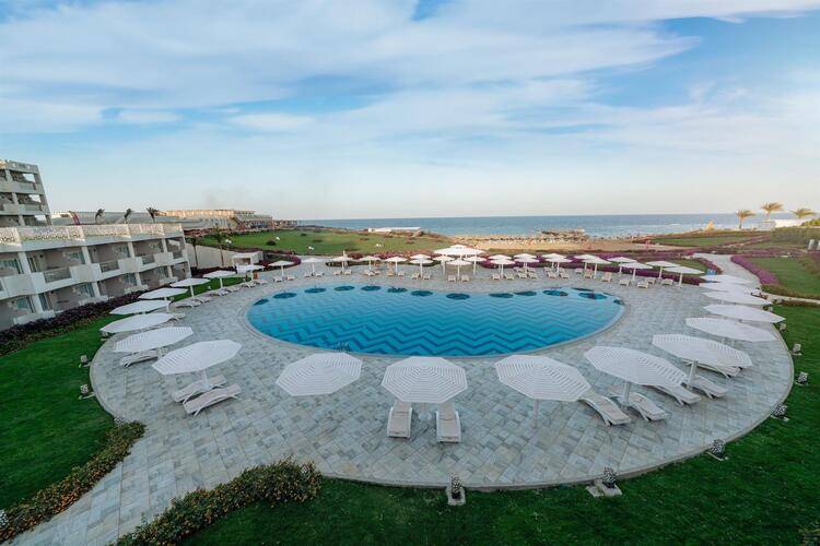 Sirena Beach Resort And Spa