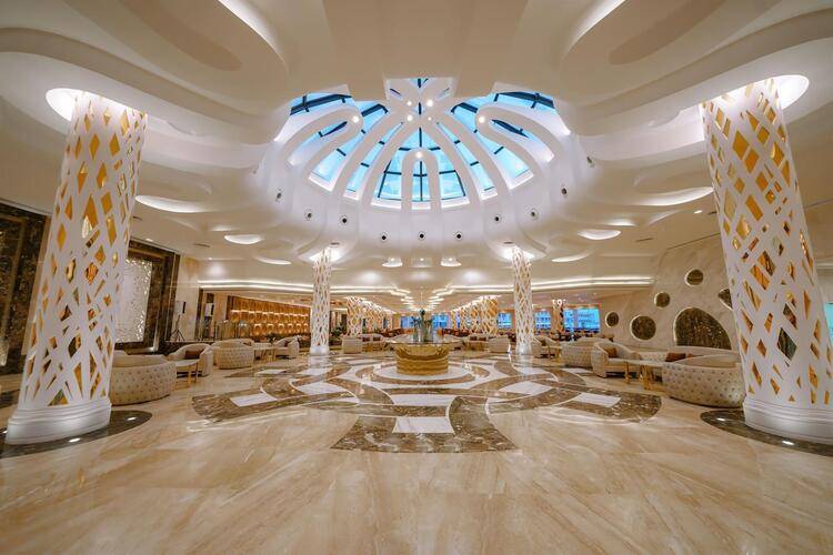 Sirena Beach Resort And Spa