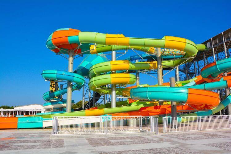 Sirena Beach Resort And Spa
