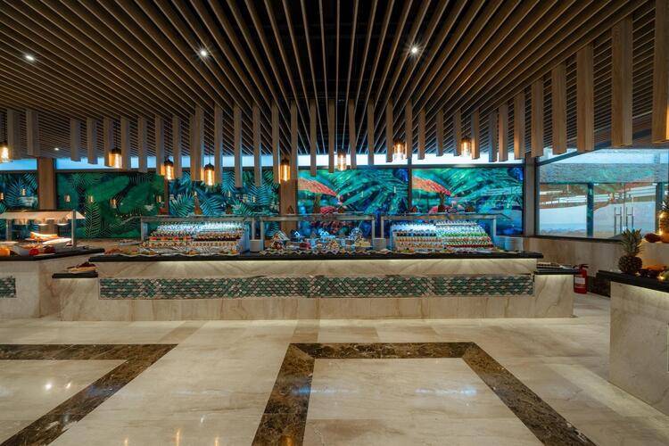 Sirena Beach Resort And Spa