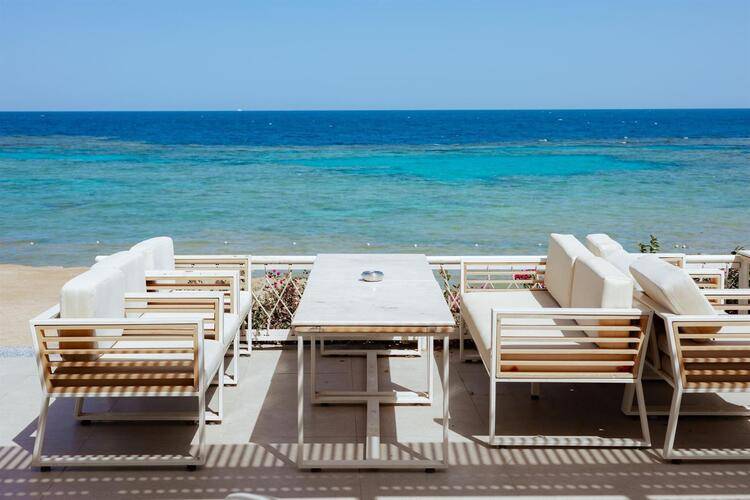 Sirena Beach Resort And Spa