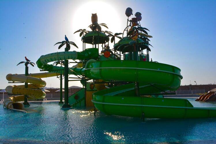 Sirena Beach Resort And Spa