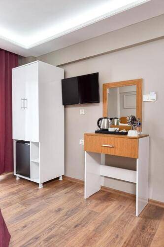 Ria Suites Hotel