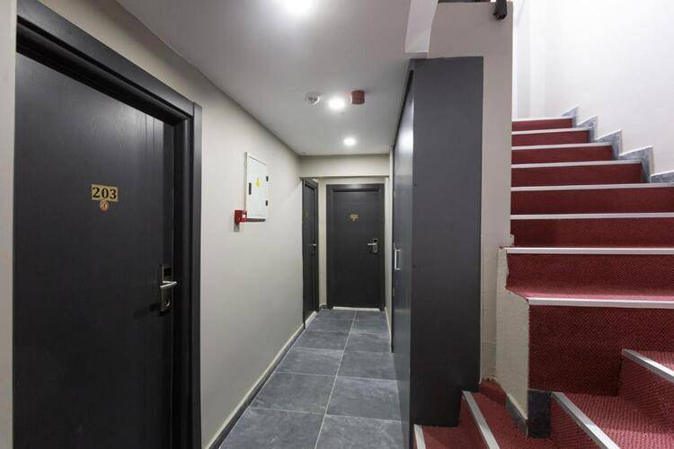 Ria Suites Hotel