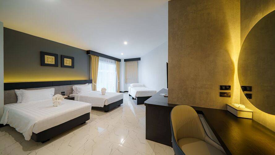 Lhc Hotel And Resort