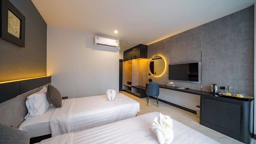 Lhc Hotel And Resort