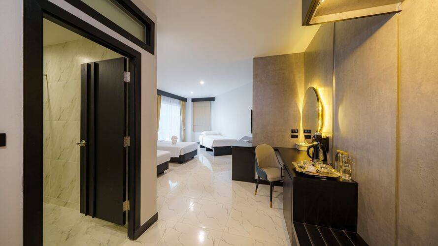 Lhc Hotel And Resort