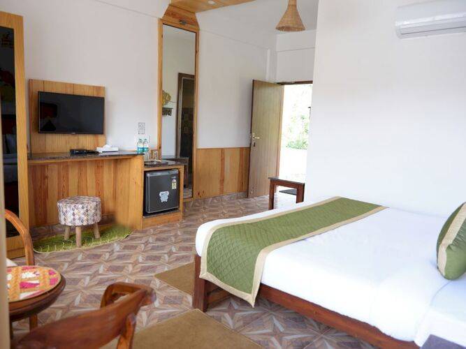 Veda 5 Wellness Resorts & Spa